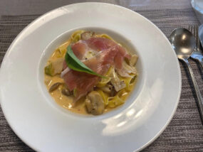 静岡市葵区：ニノ・ペペローネ