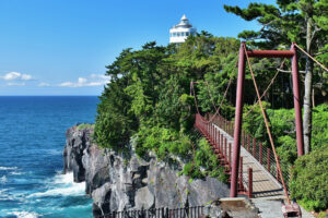 城ヶ崎海岸の門脇燈台