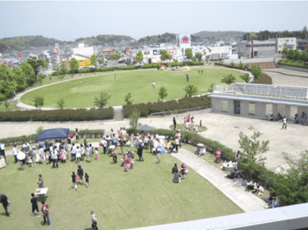 月見の里学遊館